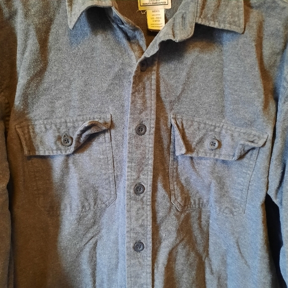 L.L. Bean 100% cotton medium gray flannel button down shirt size large - Picture 5 of 9